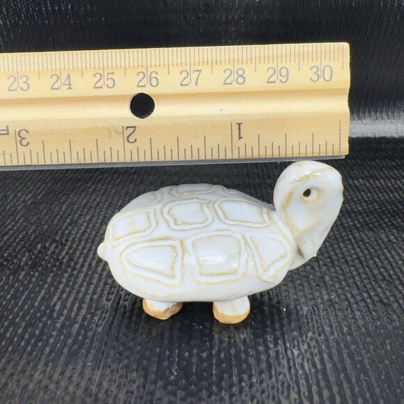 Vintage Hand Made Pottery Stoneware Turtle Figurine Small Figure Hand Crafted - Picture 3 of 11